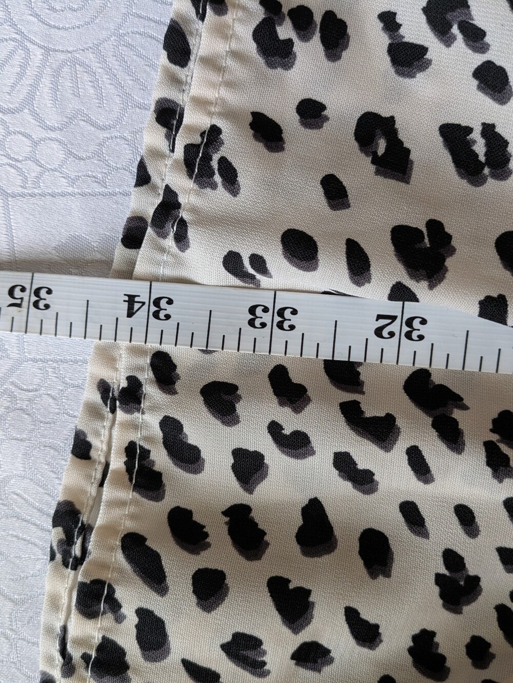 Beeson River Maternity Snow Leopard Print Mini Dress w/ Flutter Sleeves- S/M - Picture 7 of 7